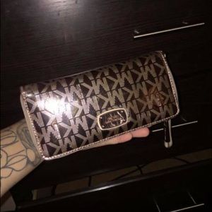 ROSE GOLD LIMITED EDITION MK PURSE